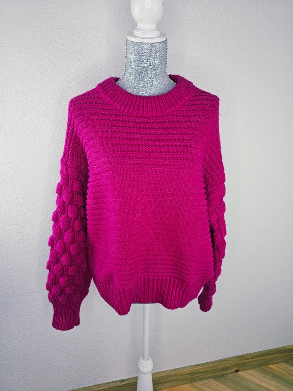 Elodie Magenta Chunky Sweater Size Large - Picture 5 of 8